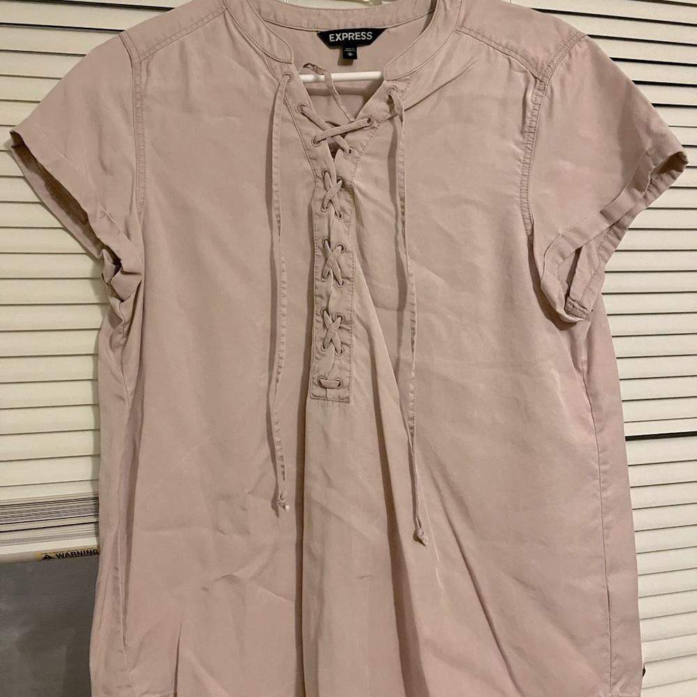 Tie up short sleeved blouse